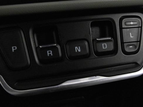 Used 2020 GMC Terrain SLT image 26