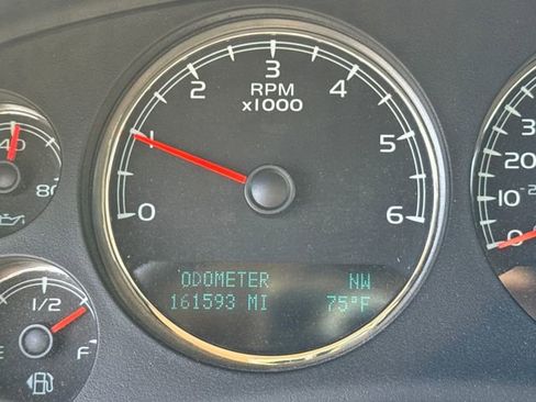 Used 2009 GMC Yukon SLT image 19