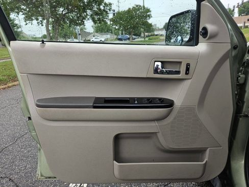 Used 2008 MAZDA Tribute i Sport FWD image 14