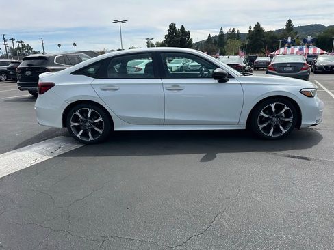 Used 2025 Honda Civic Sport image 5