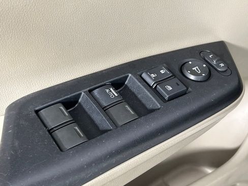 Used 2014 Honda Civic LX image 19