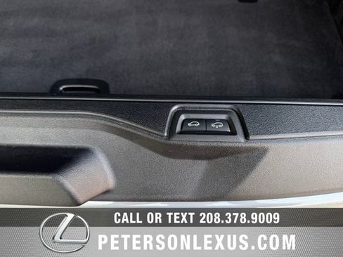 Used 2024 BMW X7 M60i AWD/4WD image 24