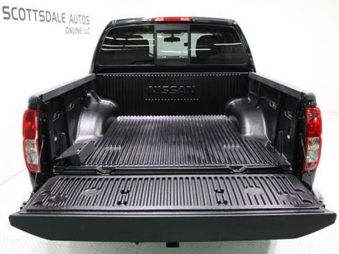 Used 2016 Nissan Frontier SV image 26