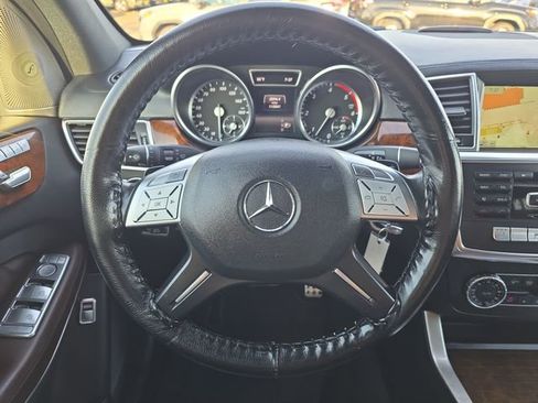 Used 2014 Mercedes-Benz GL 350 BlueTEC 4MATIC image 19