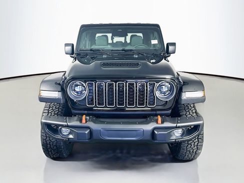 New 2026 Jeep Gladiator Mojave image 2