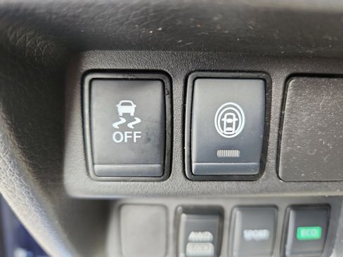 Used 2021 Nissan Rogue Sport S image 33