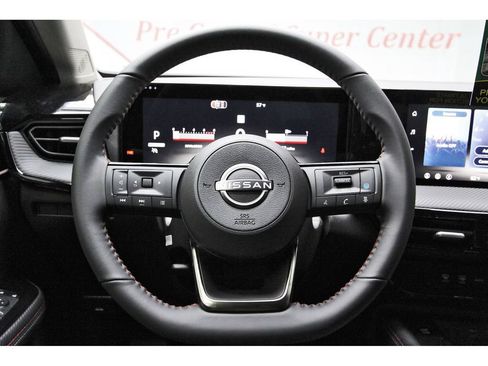 New 2026 Nissan Kicks SR FWD image 13