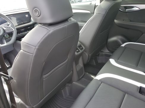 New 2026 Buick Envision Sport Touring image 32