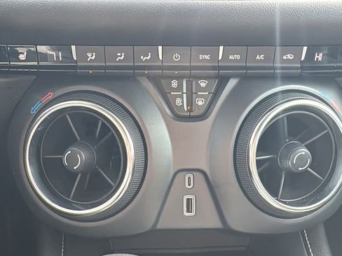 Certified 2024 Chevrolet Blazer LT w/ Convenience Package image 17