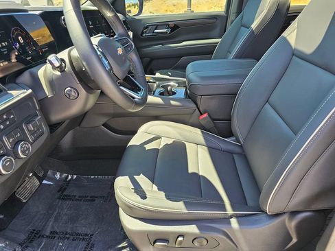 Certified 2026 Chevrolet Tahoe Premier AWD/4WD image 29