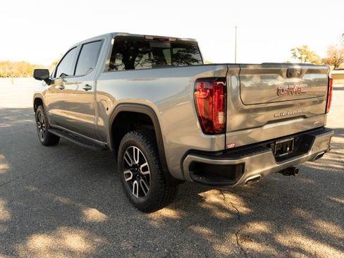 Used 2024 GMC Sierra 1500 AT4 w/ Technology Package image 5