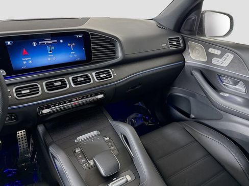 New 2026 Mercedes-Benz GLS 450 4MATIC image 25