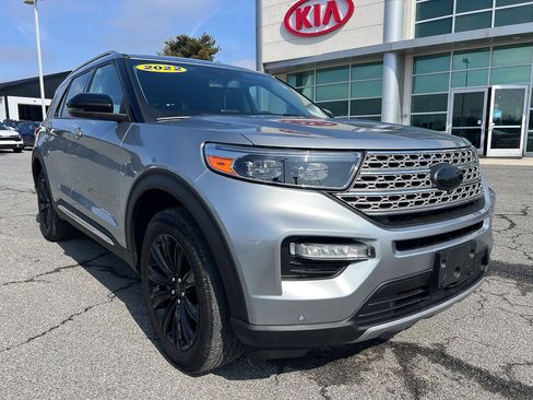 Used 2022 Ford Explorer Limited w/ Limited Technology Package image 14