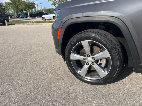 Used 2021 Jeep Grand Cherokee L Limited w/ Trailer Tow Group (B) AWD/4WD image 29