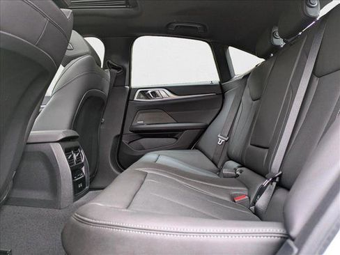 Used 2025 BMW i4 eDrive40 w/ Premium Package image 17