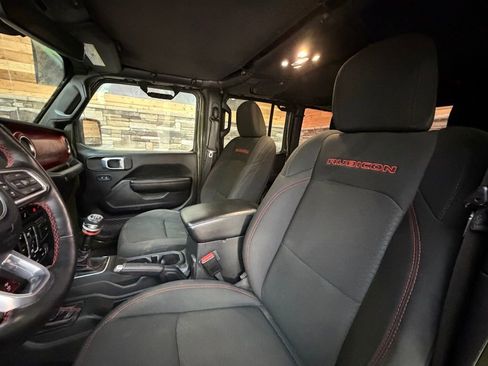Used 2021 Jeep Wrangler Unlimited Rubicon w/ Dual Top Group image 12