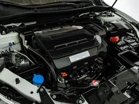 Used 2016 Honda Accord Touring image 43