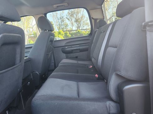 Used 2013 Chevrolet Silverado 1500 LT image 18