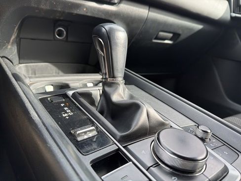 Used 2024 MAZDA CX-50 AWD 2.5 S w/ Preferred Package image 18