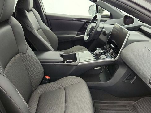 Used 2023 Toyota bZ4X AWD image 23