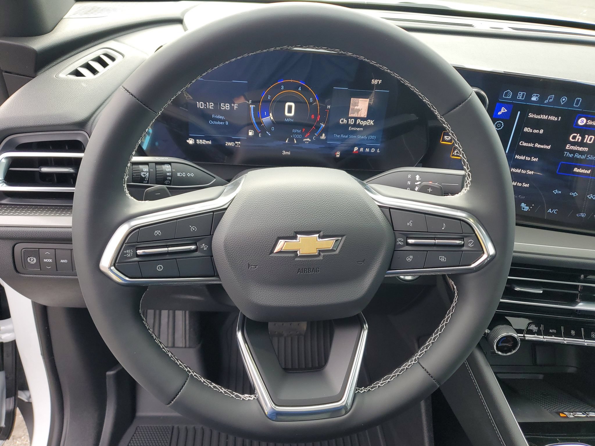 New 2027 Chevrolet Traverse LT w/ Driver Confidence Package AWD/4WD image 20