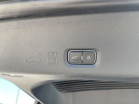 New 2025 Ford Expedition Active image 29