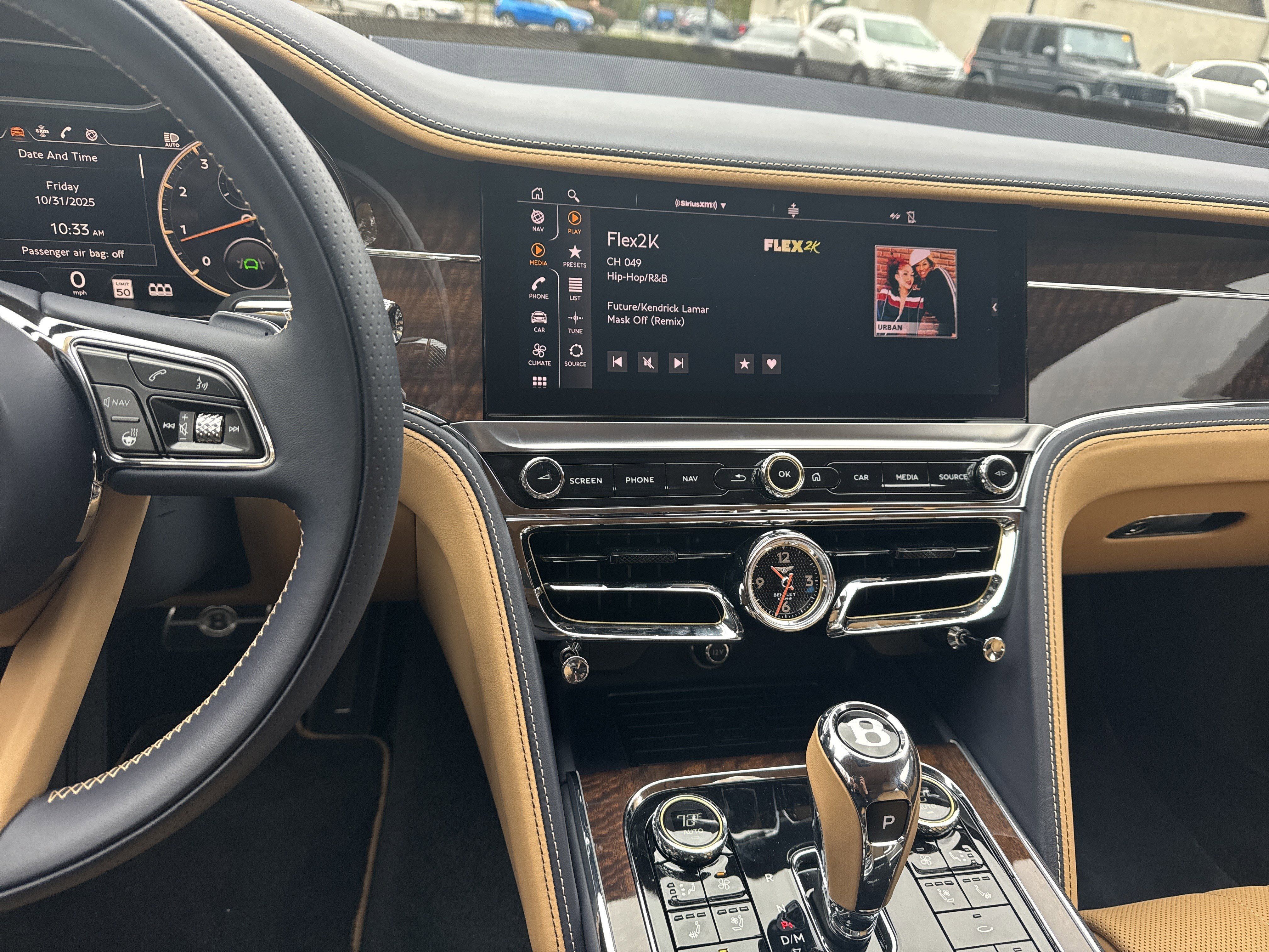 Used 2024 Bentley Flying Spur V8 AWD/4WD image 17