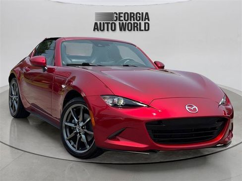 Used 2019 MAZDA MX-5 Miata RF Grand Touring RWD image 2