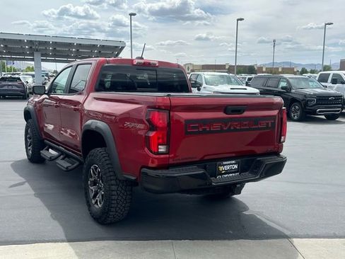 Certified 2025 Chevrolet Colorado ZR2 w/ Technology Package AWD/4WD image 22
