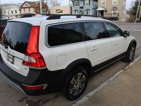 Used 2015 Volvo XC70 3.2 Premier Plus image 9