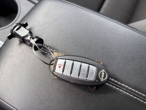 Used 2025 Nissan Altima 2.5 SV FWD image 28