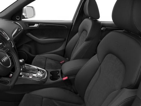 Used 2017 Audi SQ5 Premium Plus w/ Technology Package image 9