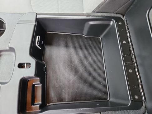 Used 2024 RAM 2500 Big Horn image 30