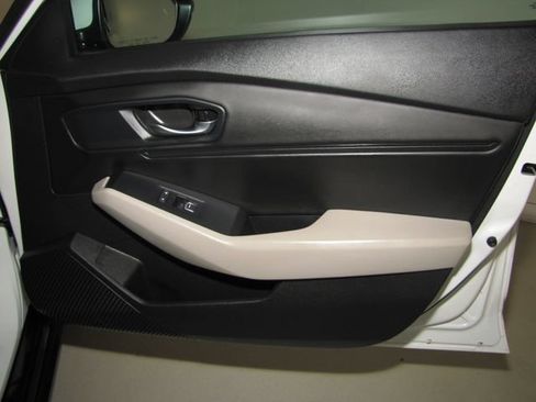 Certified 2025 Honda Accord EX-L image 21
