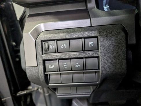 Used 2025 Toyota 4Runner TRD Off-Road image 19