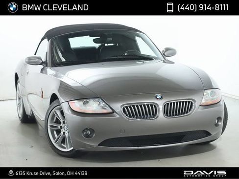 Used 2003 BMW Z4 3.0i RWD image 1