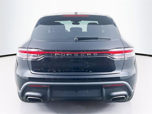 New 2026 Porsche Macan image 10