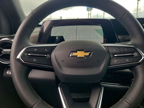 New 2026 Chevrolet Equinox LT w/ Convenience Package II FWD image 21