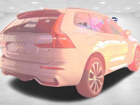 Used 2023 Volvo XC60 B5 Plus w/ Protection Package Premier image 5