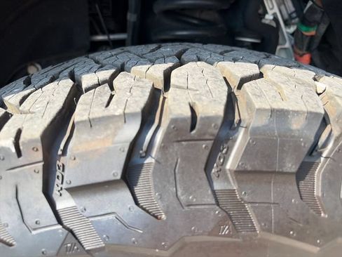 Used 2026 Ford F350 Lariat w/ Tremor Off-Road Package AWD/4WD image 27