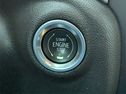 Used 2022 Chevrolet Silverado 1500 RST image 28