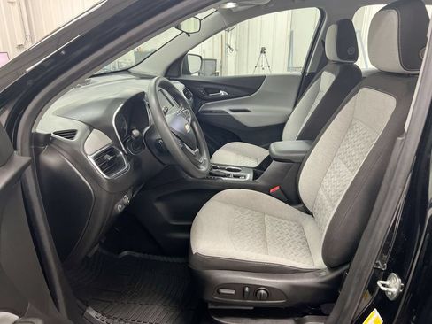 Used 2022 Chevrolet Equinox LS AWD/4WD image 19