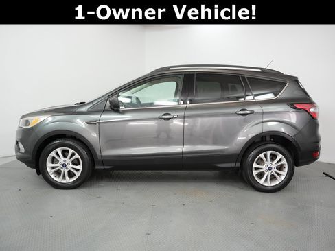 Used 2018 Ford Escape SE image 4