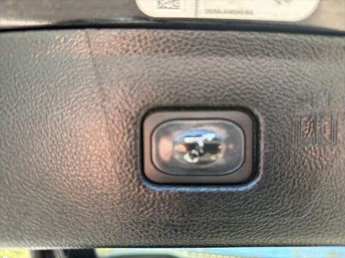 Used 2020 Ford Edge SEL w/ Convenience Package AWD/4WD image 27