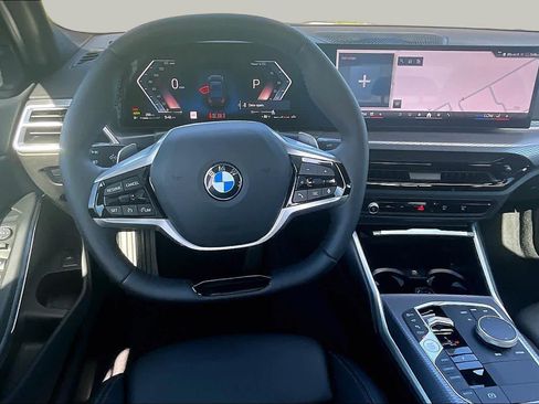 Used 2025 BMW 330i Sedan RWD image 5