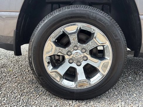 Used 2020 RAM 1500 Big Horn AWD/4WD image 7