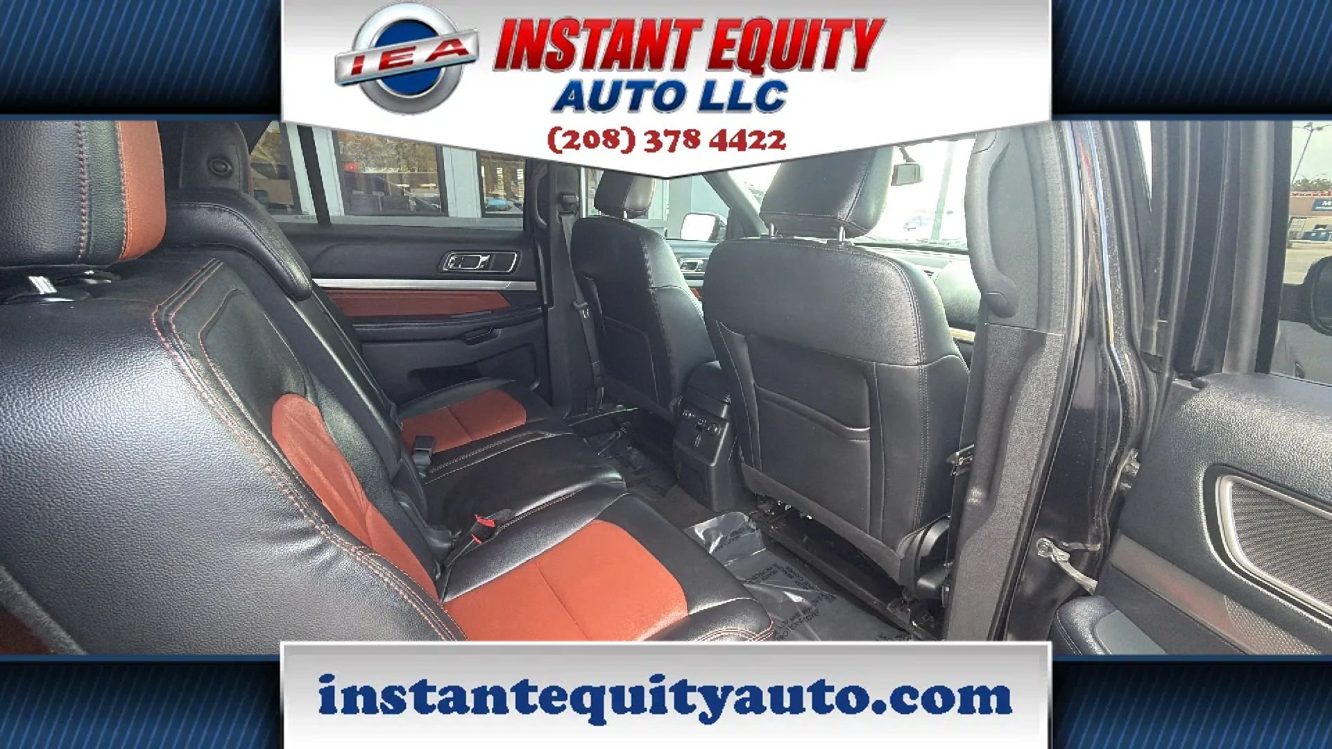 Used 2019 Ford Explorer XLT w/ Equipment Group 202A AWD/4WD image 12