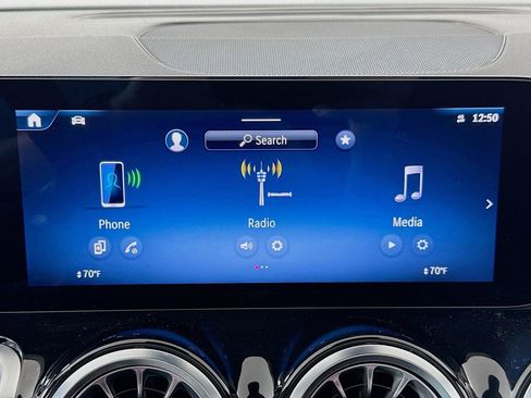 Used 2024 Mercedes-Benz GLB 250 4MATIC image 14