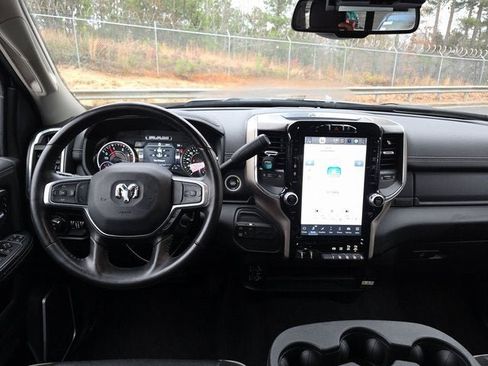 Used 2024 RAM 2500 Laramie image 11