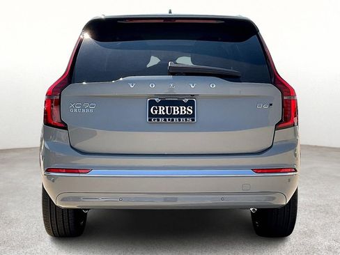 New 2026 Volvo XC90 B6 Ultra image 6